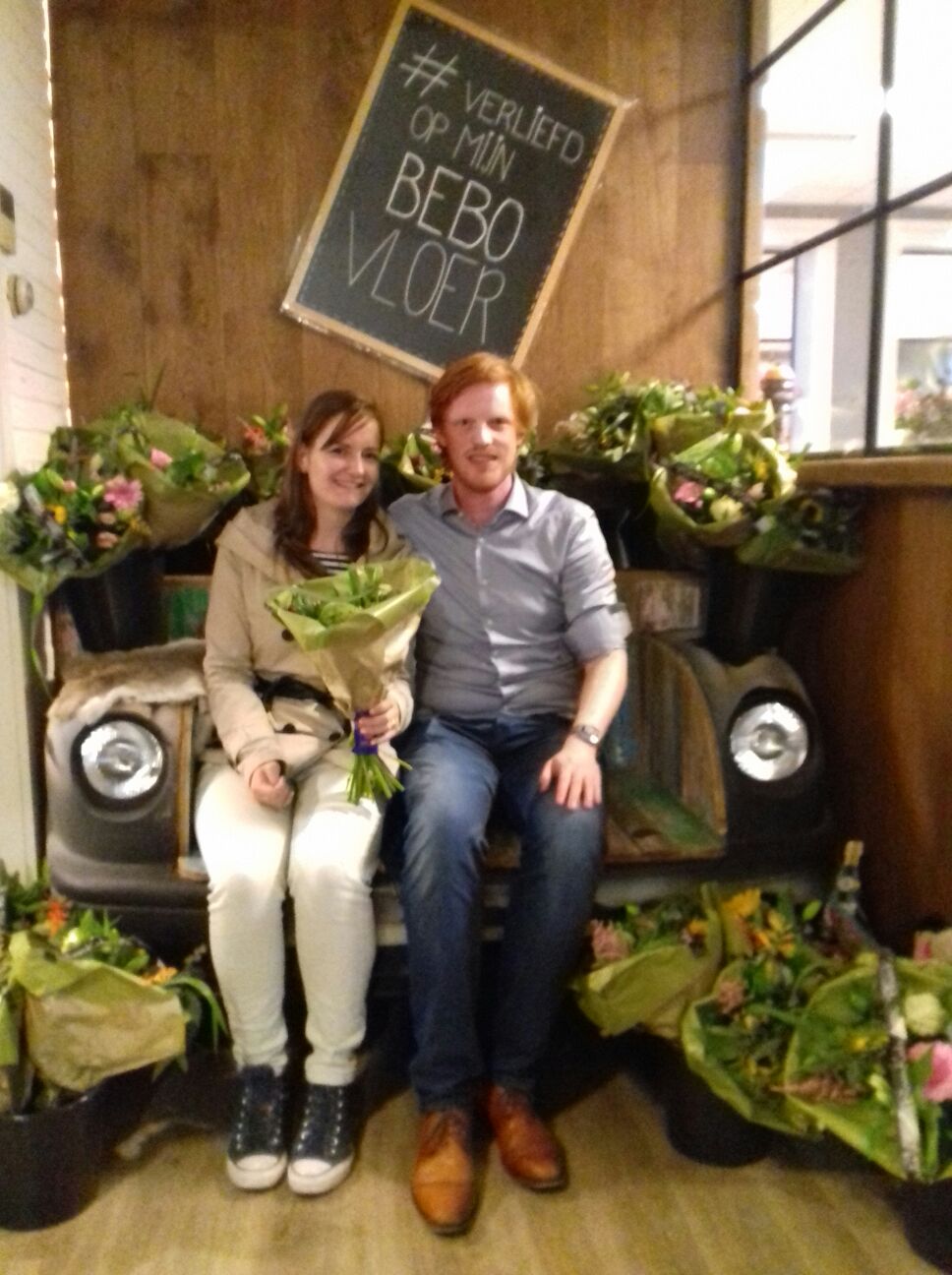 Meneer en mevrouw uit Apeldoorn geven hun huis een nieuwe styl met de Bebo stoelen.