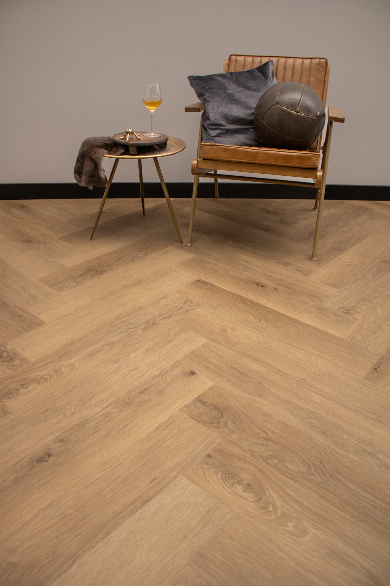 Warm bruin klik PVC-visgraatvloer Warm bruin klik PVC-visgraatvloer